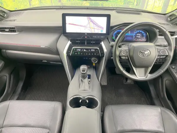 2023 Toyota Harrier — photo 2