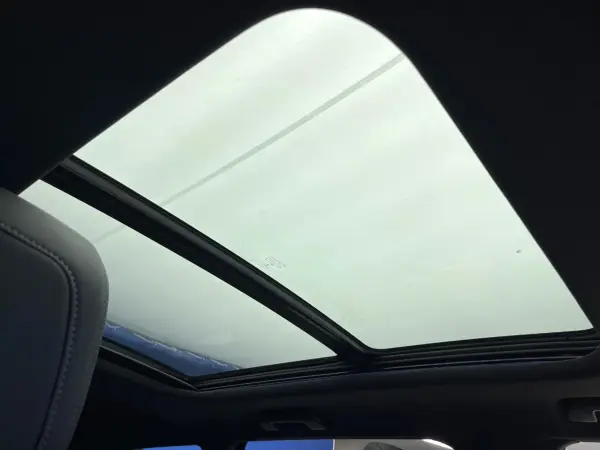 2022 Peugeot 5008 — photo 3