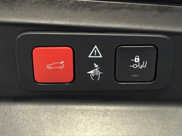 Peugeot 5008 GT BlueHDi Diesel Turbo — photo 7