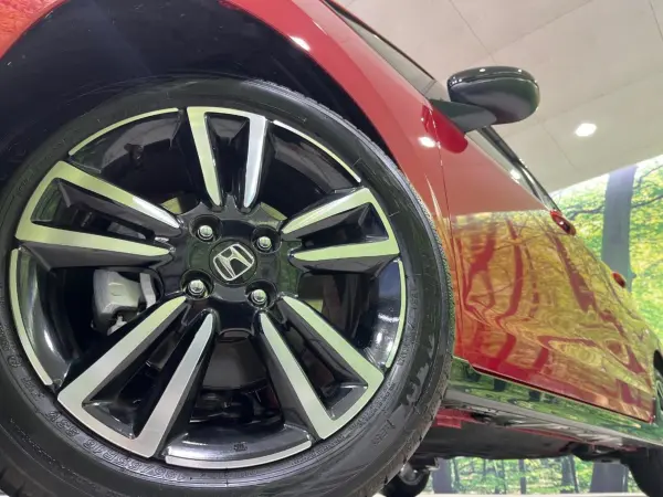 Honda Fit 1.5 e:HEV RS — photo 9