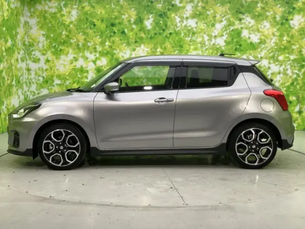 2025 Suzuki Swift — photo 2