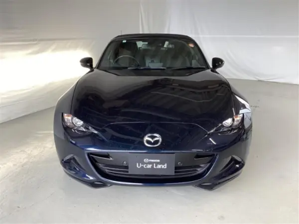 2021 Mazda Roadster — photo 2