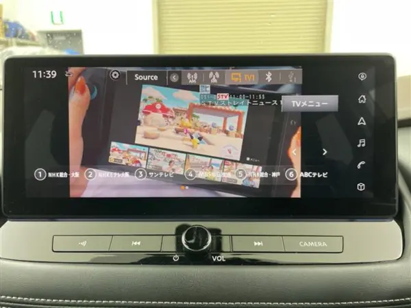 2022 Nissan Xtrail — photo 2