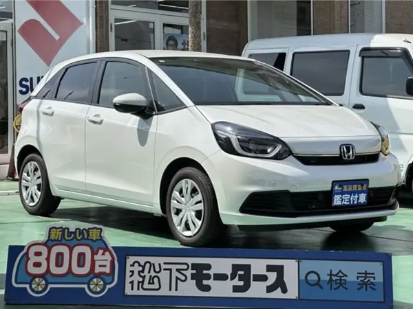 Honda Fit 1.5 Home Grade with Genuine Navigation, Backup Camera, LED Headlights (Platinum White Pearl)