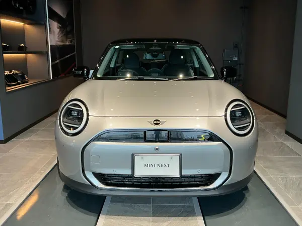 2025 Mini Cooper — photo 3