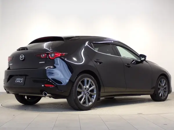 2023 Mazda 3 Fastback — photo 2 | Tuminion Kenya