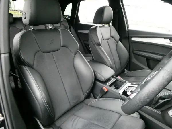 Audi Q5 40 TDI Quattro S Line — photo 7