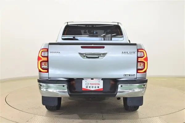 2023 Toyota Hilux — photo 3