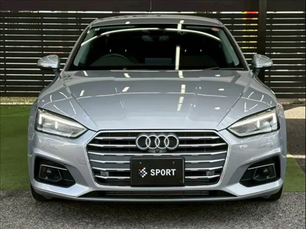 Audi A5 Sportback 40 TFSI Sport Assistance Package/Luxury Package/360 Camera/Matrix LED Headlights/Power Seats/Seat Heaters/Power Tailgate/Blind Spot/Black Leather Seats/Virtual Cockpit/Adaptive Cruise Control (Floret Silver Metallic) — photo 9