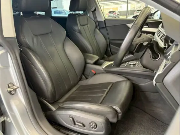 Audi A5 Sportback 40 TFSI Sport Assistance Package/Luxury Package/360 Camera/Matrix LED Headlights/Power Seats/Seat Heaters/Power Tailgate/Blind Spot/Black Leather Seats/Virtual Cockpit/Adaptive Cruise Control (Floret Silver Metallic) — photo 7