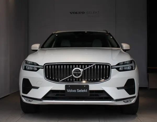 2021 Volvo Xc60 — photo 3