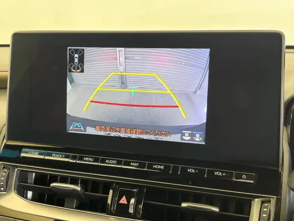 Toyota Crown Hybrid 2.5 S Elegance Style III Late Model with Blind Spot Monitor, Radar Cruise Control, Steering Heater, Seat Heater (Precious Metal) — photo 7