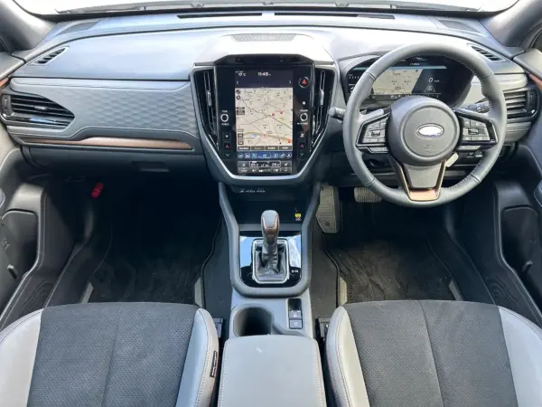 2025 Subaru Forester — photo 2