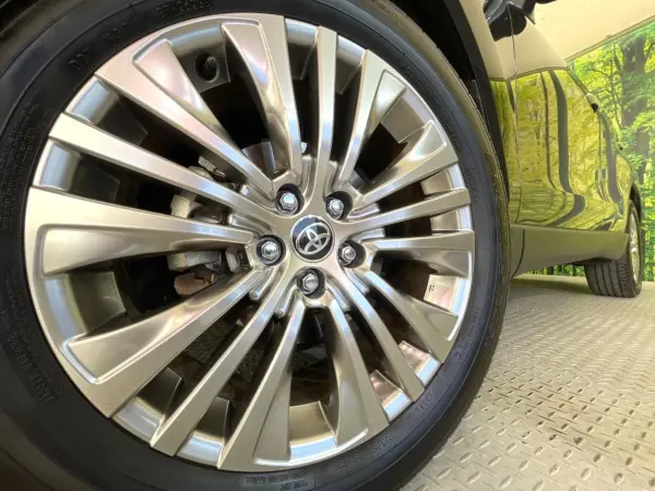 Toyota Harrier 2.5 Hybrid Z Glass Roof 12.3-inch Genuine Navi 360-degree Camera JBL Sound Collision Mitigation System Radar Cruise Non-smoking Vehicle Power Rear Gate Half Leather Seat Power Seat Corner Sensor Smart Key (Precious Black Pearl) — photo 9