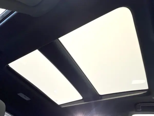 2023 Toyota Harrier — photo 3