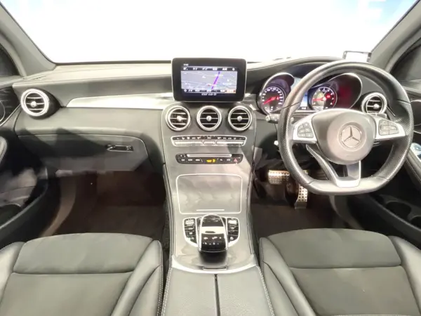 2019 Mercedes-benz Glc — photo 2