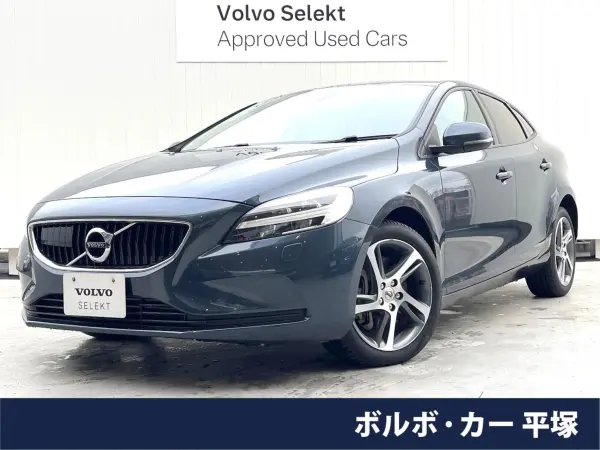 Volvo V40 D4 Momentum Diesel Turbo — thumbnail 1