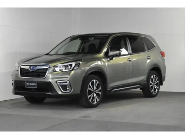 Subaru Forester 2.5 Premium 4WD
