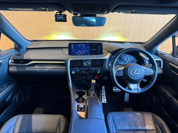 2022 Lexus Rx — photo 2