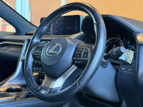 2022 Lexus Rx — photo 3