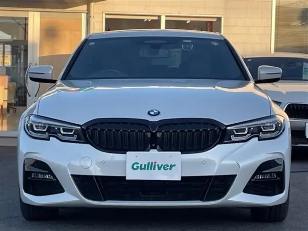 BMW 3 Series 330e M Sport Driving Assistant Professional / Navigation / Bluetooth / USB / Smartphone Integration / 360° Camera / ETC / Front & Rear Drive Recorder / Half Leather / Seat Heater / Push Start / Smart Key (Mineral White Metallic) — photo 8