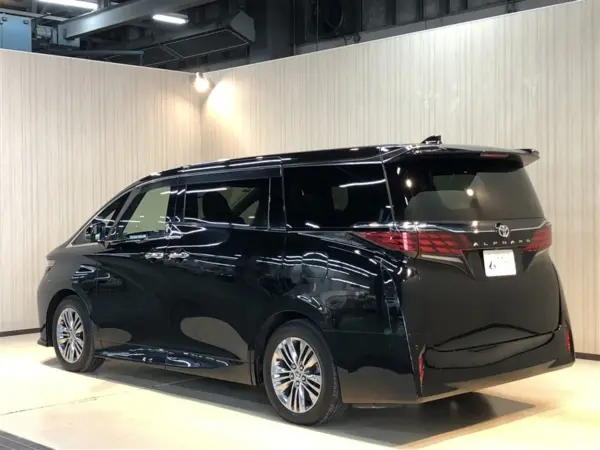 Toyota Alphard 2.5 Z 4WD — photo 9
