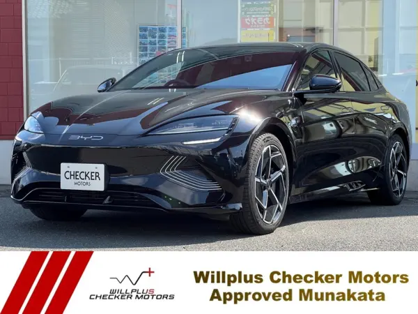 BYD Seal AWD EV Sedan with Around View Monitor, ACC, Glass Roof, Dynaudio Speakers, Head-Up Display, Auto Brake Hold, Power Seats, Seat Ventilation & Heater, Hands-Free Power Tailgate (Cosmos Black) — thumbnail 1