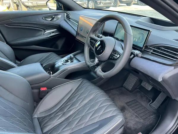 BYD Seal AWD EV Sedan with Around View Monitor, ACC, Glass Roof, Dynaudio Speakers, Head-Up Display, Auto Brake Hold, Power Seats, Seat Ventilation & Heater, Hands-Free Power Tailgate (Cosmos Black) — photo 8