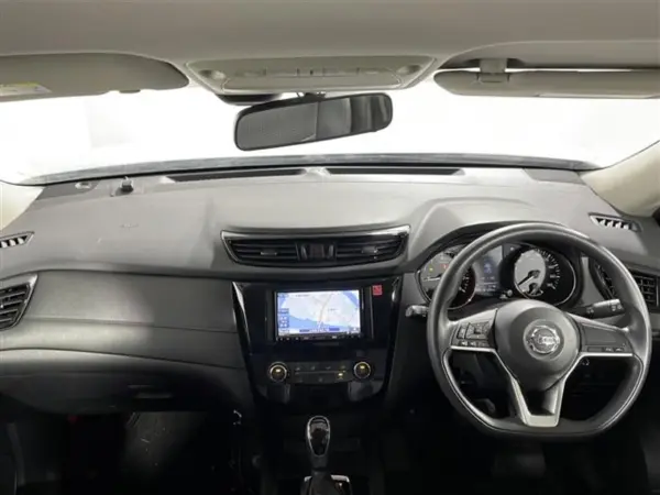 2020 Nissan Xtrail — photo 2