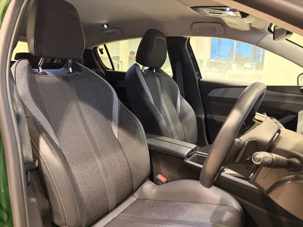 Peugeot 308 Allure — photo 7