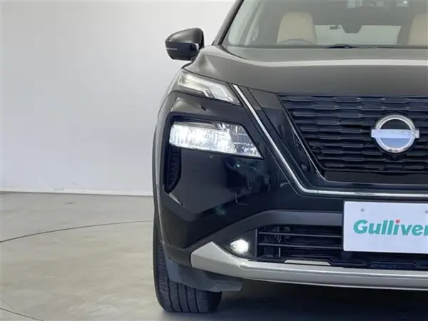 Nissan X-Trail 1.5 G e-4ORCE 4WD Sunroof ProPilot Genuine 12.3-inch Navi Around View Monitor BSI HUD ETC2.0 Front/Rear Dashcam Black Leather Intelligent Mirror Seat Heater Wireless Charging Roof Rails (Diamond Black Pearl) — photo 9