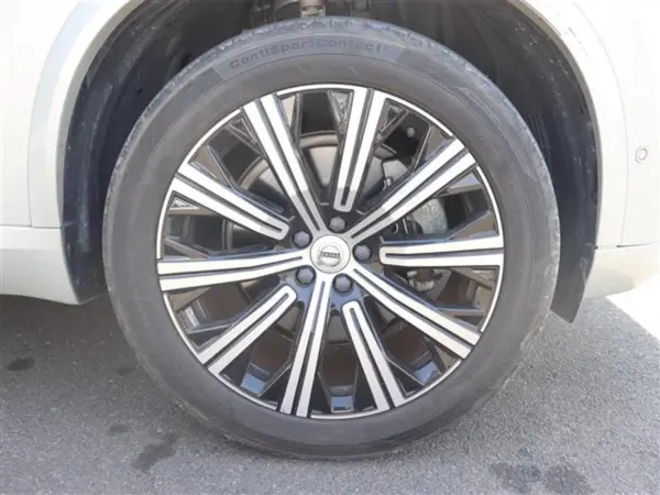 Volvo XC90 B6 AWD Inscription 4WD B6 AWD Inscription Sunroof (Birch Light Metallic) — photo 9