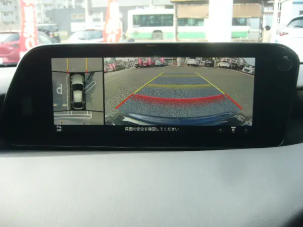 2019 Mazda 3 Fastback — photo 2