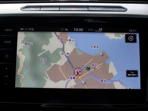 2019 Volkswagen Passat — photo 2