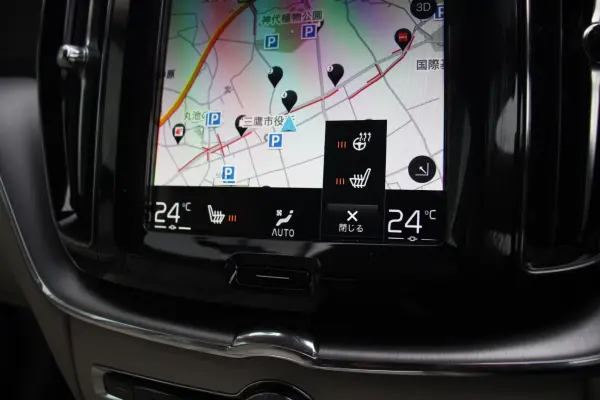 2021 Volvo Xc60 — photo 3