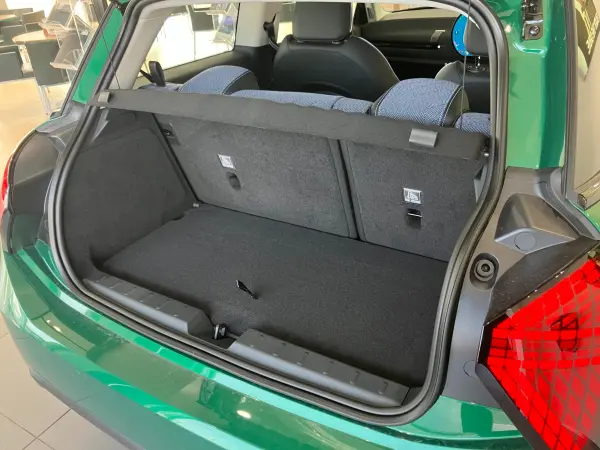 2025 Mini Cooper — photo 8 | Tuminion Kenya