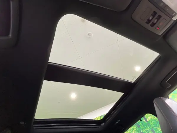 2022 Mitsubishi Outlander — photo 3