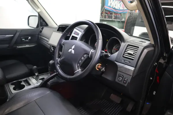 Mitsubishi Pajero 3.2 Long Final Edition Diesel Turbo 4WD Limited 700 Units Aftermarket 17AWBF Tires Sunroof Black Leather Seats Seat Heater Rear Diff Lock Cold Weather Spec Floating Navi TV Camera 7-Seater Cruise Control ETC Logbook Nationwide Support 1-Year Warranty (Black) — photo 7