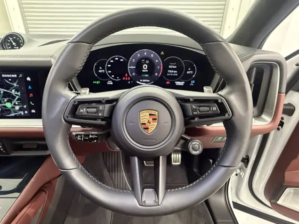 Porsche Cayenne S E-Hybrid Tiptronic S 4WD One Owner, 18-Way Seats, PDCC, Rear Steering, Sunroof, Rear Window Roll-Up Sunshade, Rear Seat Heaters, Privacy Glass, HD Matrix, Burmester, Passenger Display (Carrara White Metallic) — photo 8