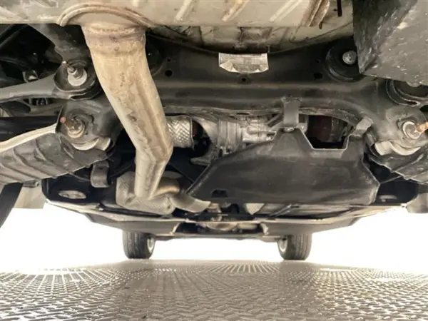 Audi Q5 40 TDI Quattro Sport S Line Package Diesel Turbo 4WD S Line Package Assistance Package Matrix LED Headlight Package Matrix LED Headlights LED Rear Combination Lights Rear Seat Heater Apple CarPlay (Glacier White Metallic) — photo 8