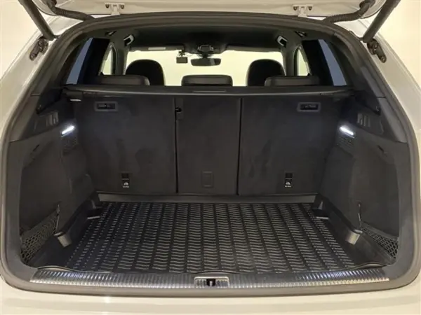 2019 Audi Q5 — photo 2