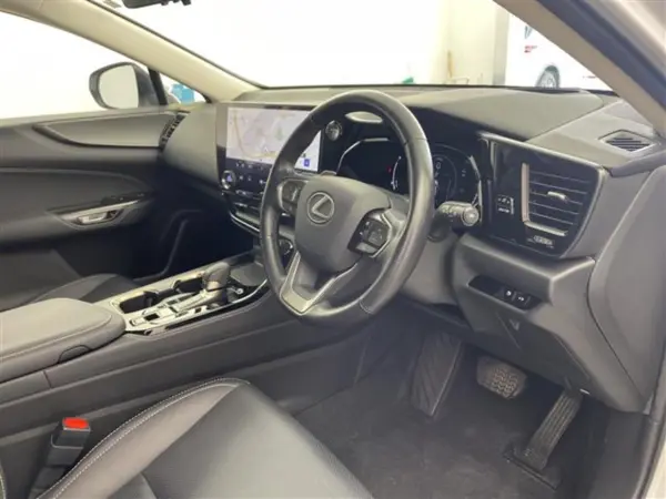 Lexus NX 350h Version L — photo 8