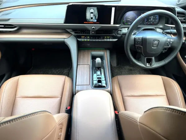 2024 Toyota Crown — photo 2