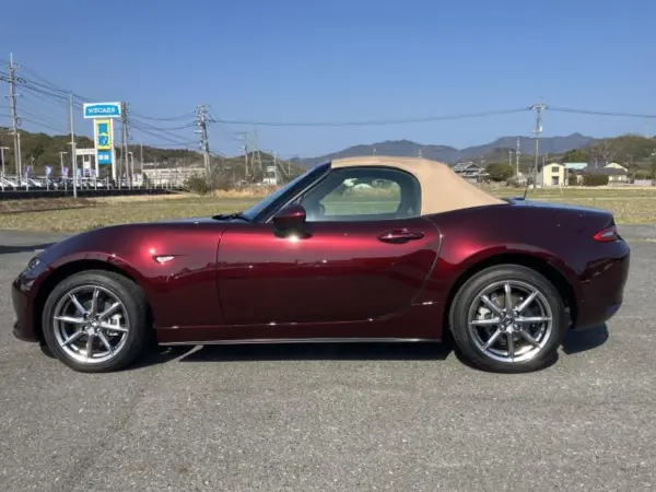 2025 Mazda Roadster — photo 2 | Tuminion Kenya