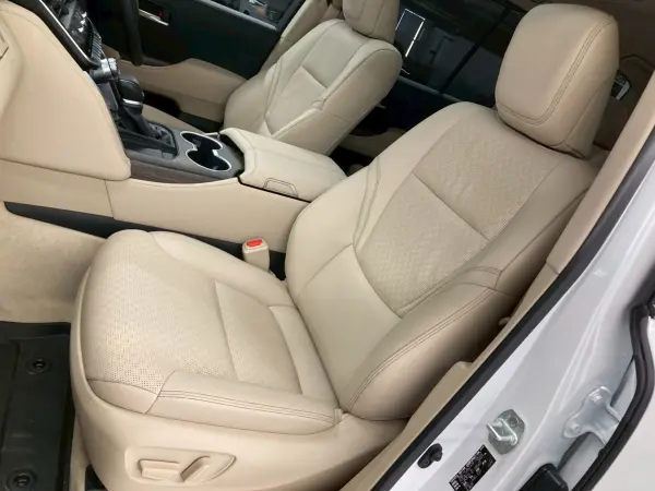 Toyota Land Cruiser 300 3.5 ZX 4WD — photo 7