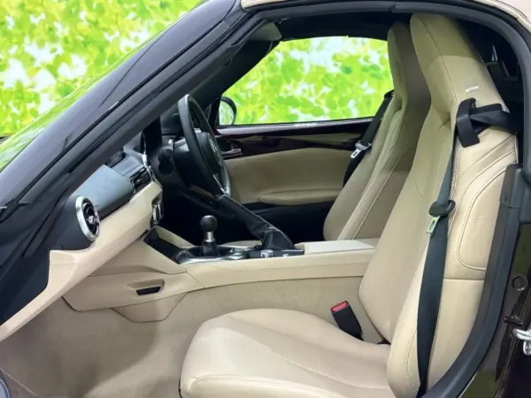 Mazda Roadster 1.5 35th Anniversary Edition — photo 8