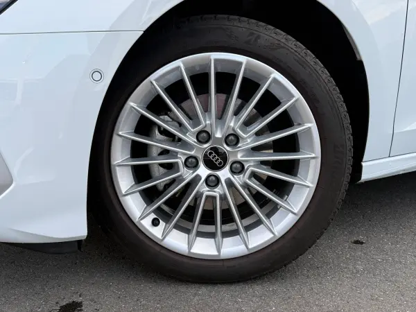 2023 Audi A3 Sportback — photo 3