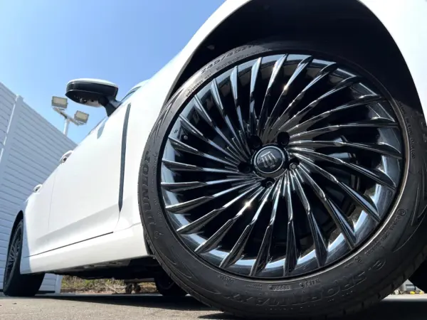 Toyota Crown 2.5 Z Hybrid Black Package Mid Brown Premium Nappa Leather Seats Safety Sense Genuine 12.3-inch Display Audio Panoramic View 4-eye LED Headlights Genuine 20-inch Splattering AW Non-smoking Car (Precious White Pearl) — photo 9