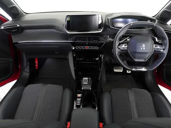 Peugeot 208 GT Elixir Red — photo 7