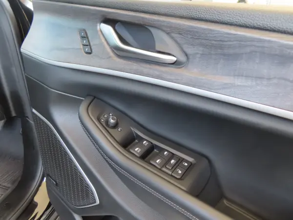 Jeep Grand Cherokee Limited 4WD — photo 7